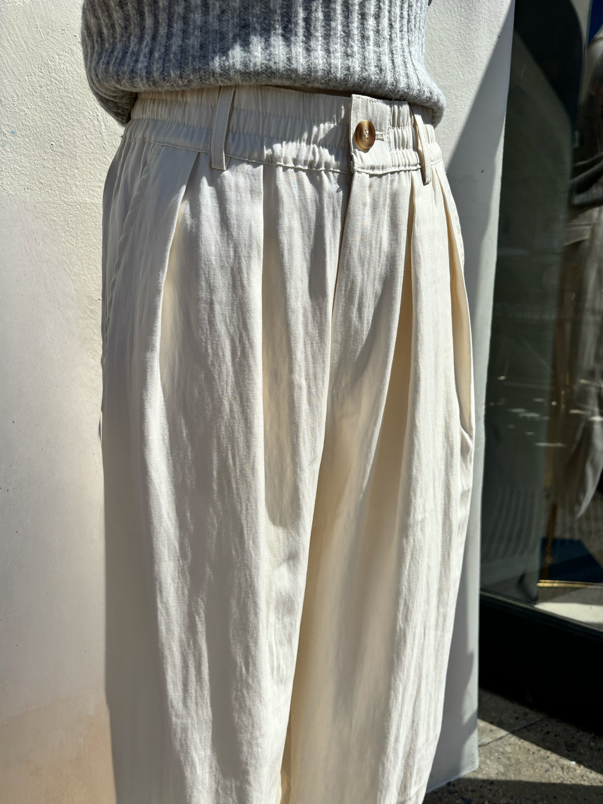 Ivory Linen Barrel Trouser-ml