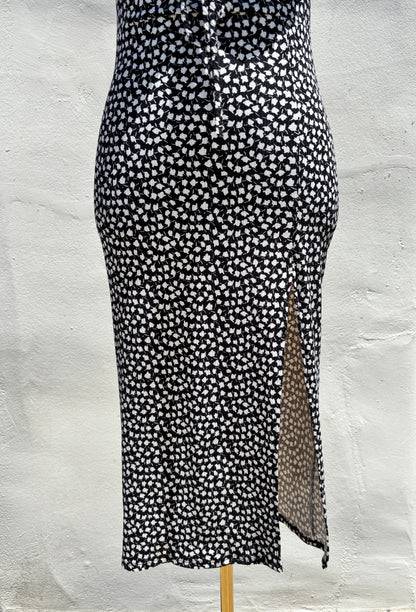 Black/white Capsleeve Dress-Mrose
