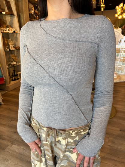 L/S Detail Front Top