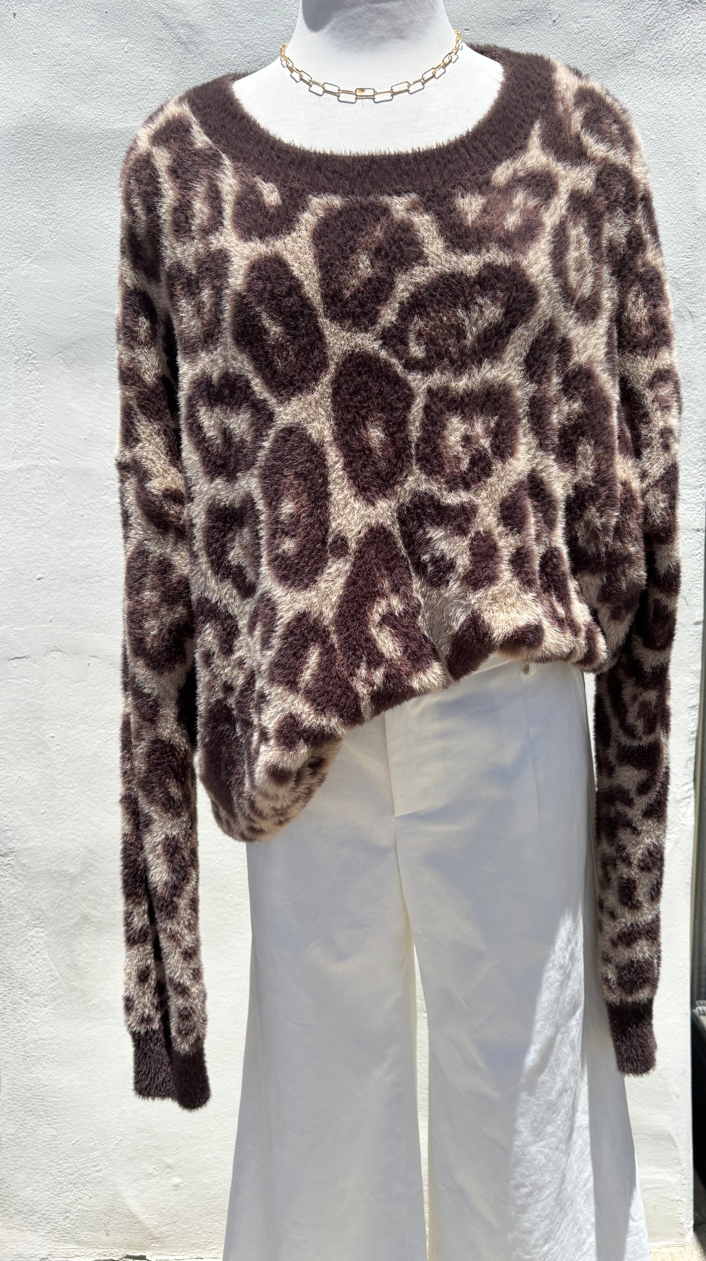 Fuzzy L/S Leopard Crew-Neck Sweater