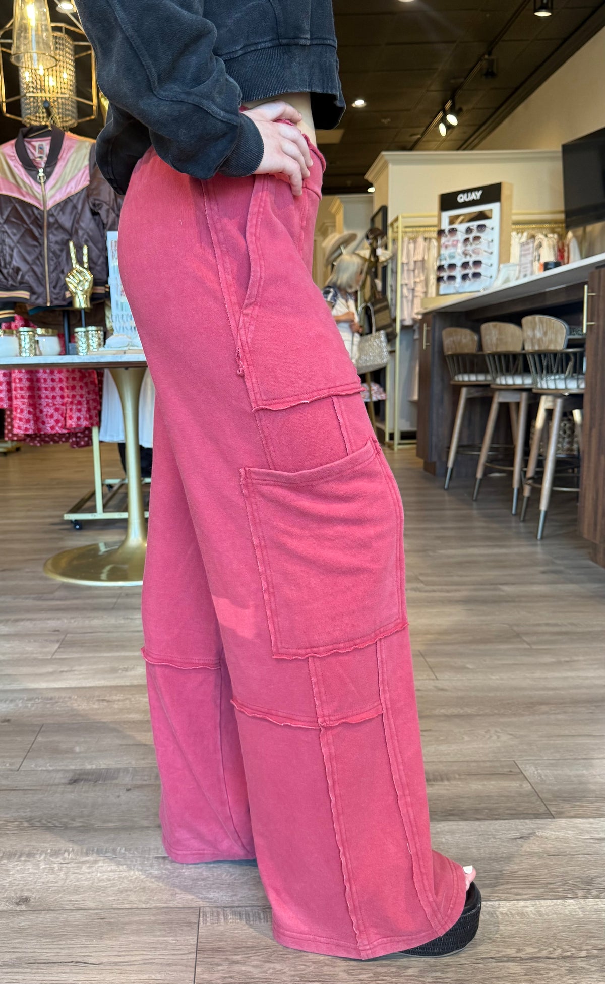 Sweatpants wide leg with front detail