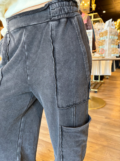 Sweatpants wide leg with front detail