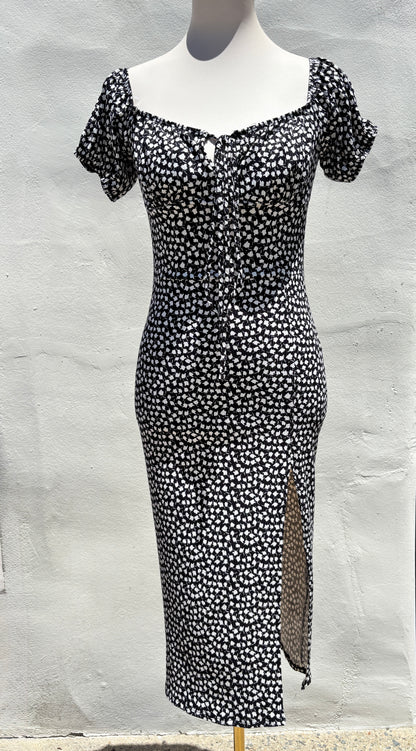 Black/white Capsleeve Dress-Mrose