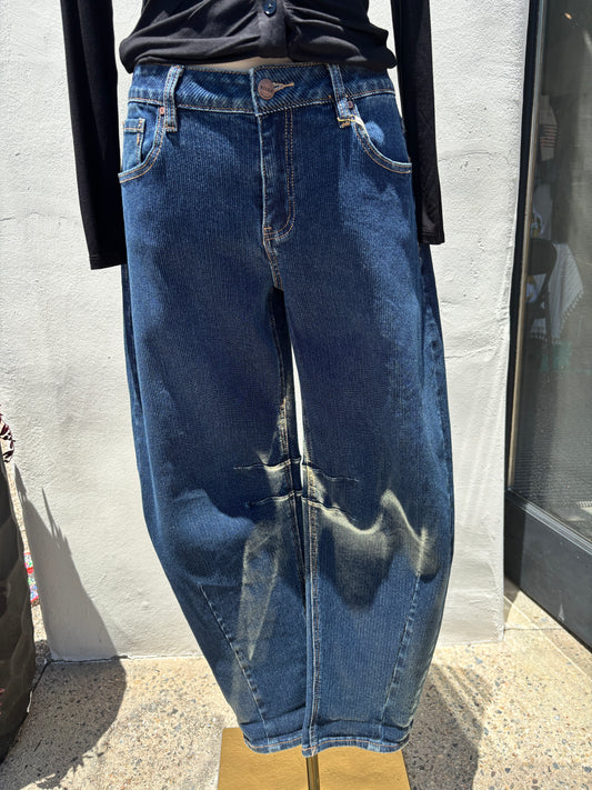 Slouchy Crop Barrel Jeans