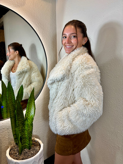 Faux Fur Jacket-MID WAIST