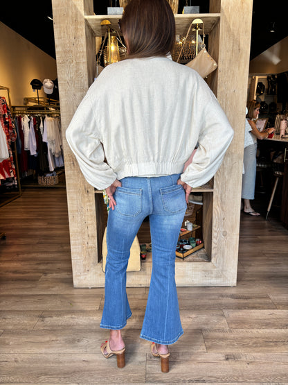 Midrise Crop Flare Jean