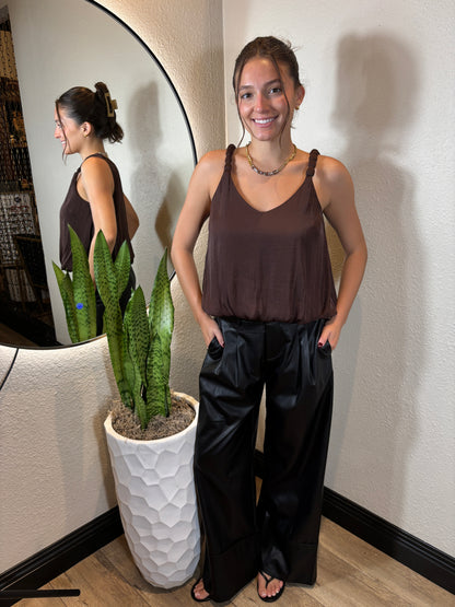 Bubble Hem Strap Accent Tank Top