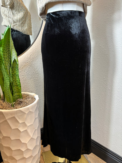 Velvet Slim Fit Maxi Skirt
