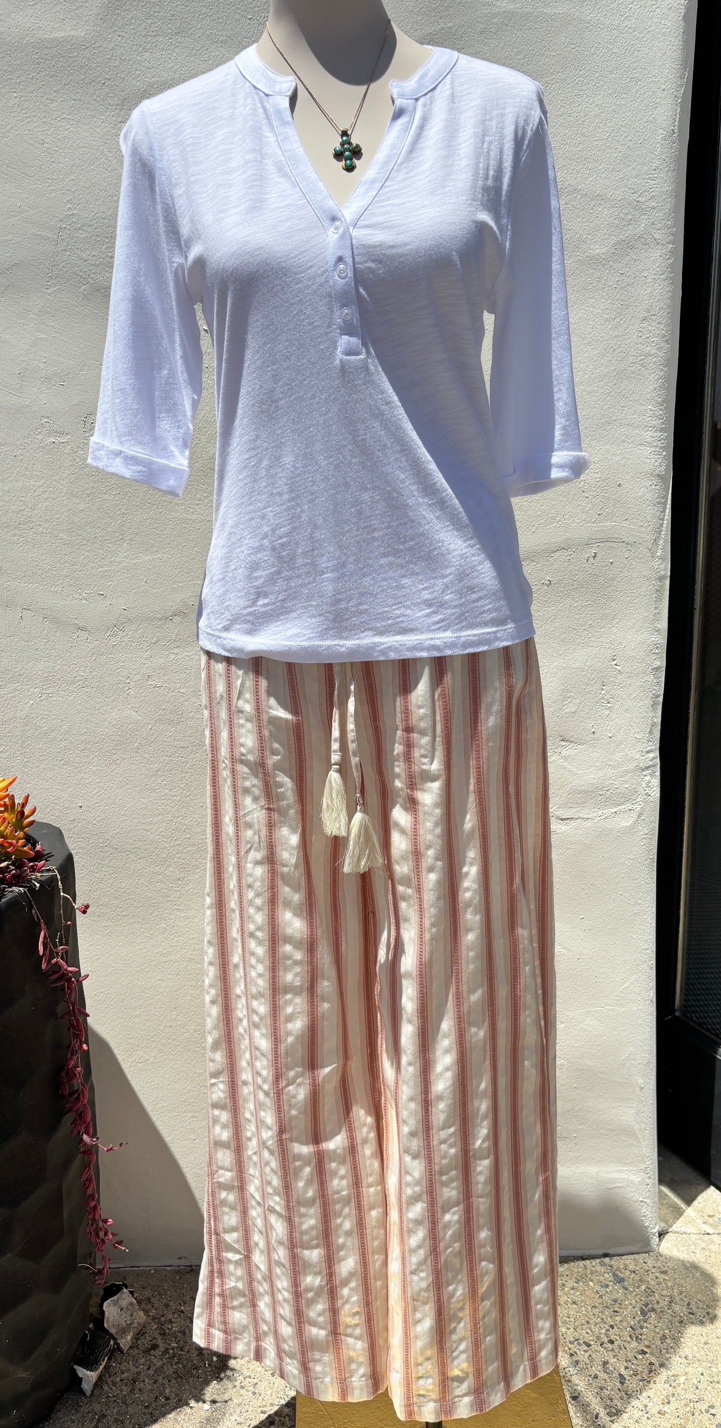 Rolled Sleeve White Tee