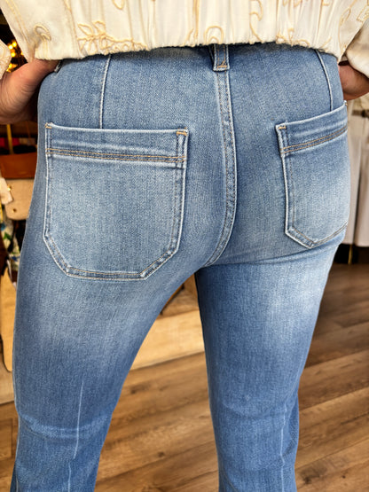 Midrise Crop Flare Jean
