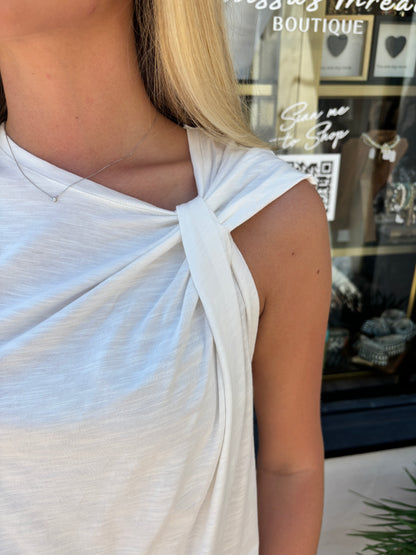 So Twisted Muscle Tee-Sanc