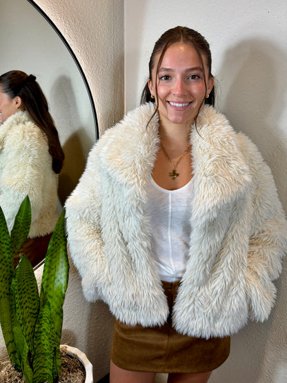 Faux Fur Jacket-MID WAIST