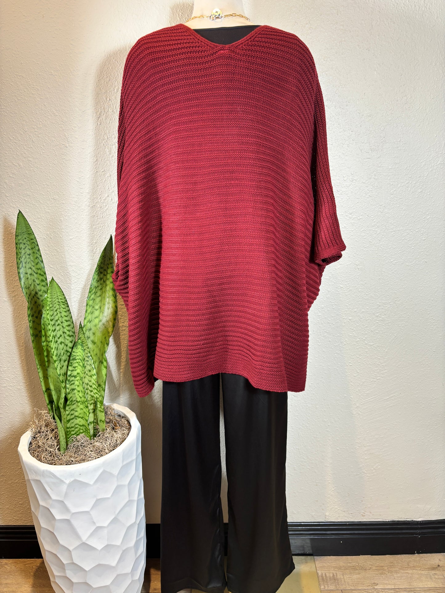 Diamond Cut Pocket Knit Layering Cardigan