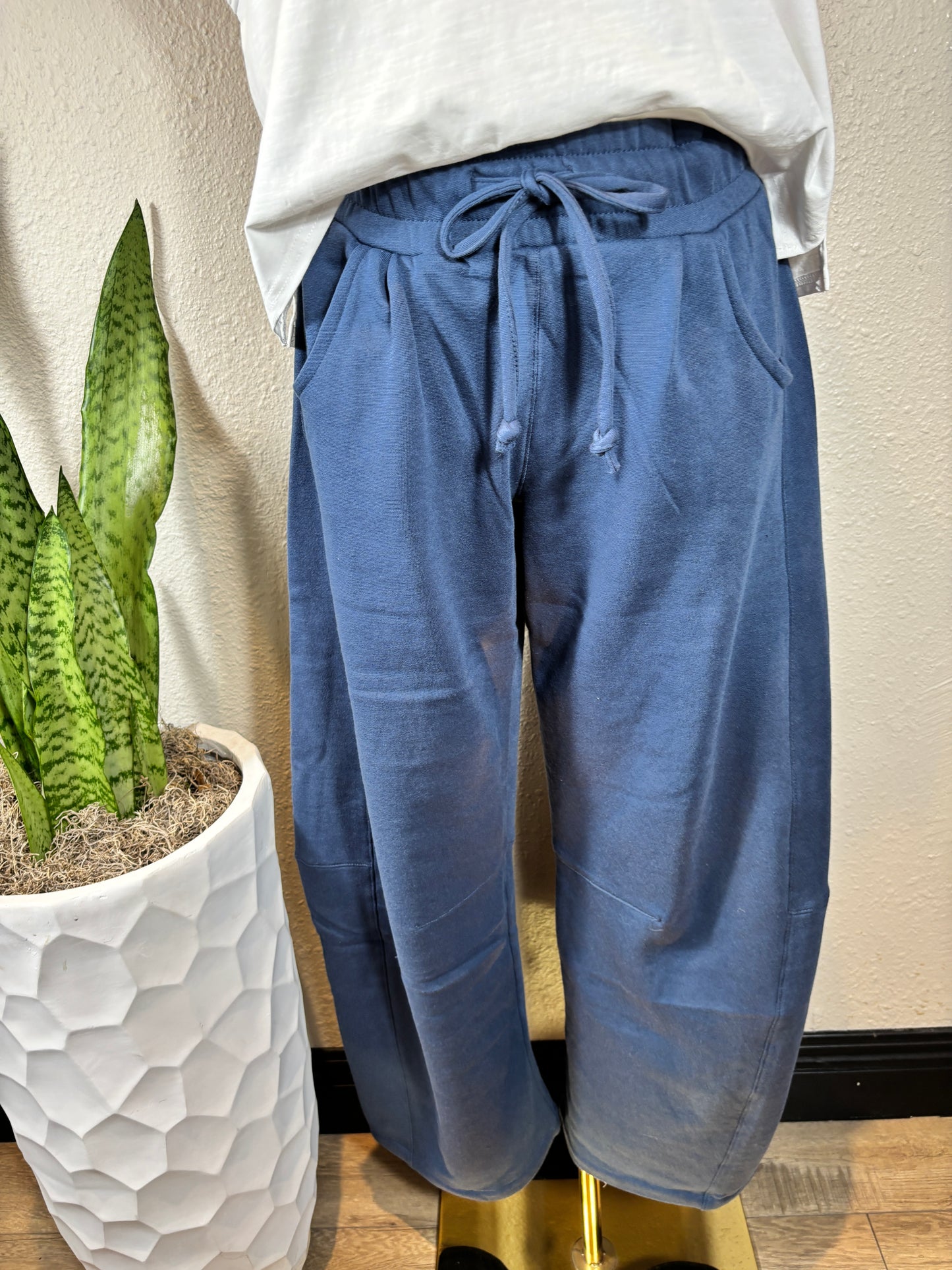 Fleece Baggy Barrel Leg Fit Mid Rise Sweatpants