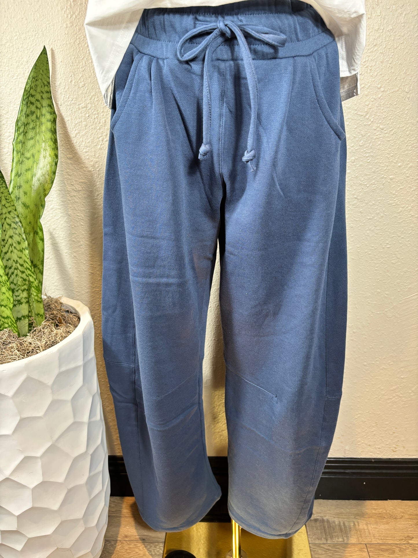 Fleece Baggy Barrel Leg Fit Mid Rise Sweatpants