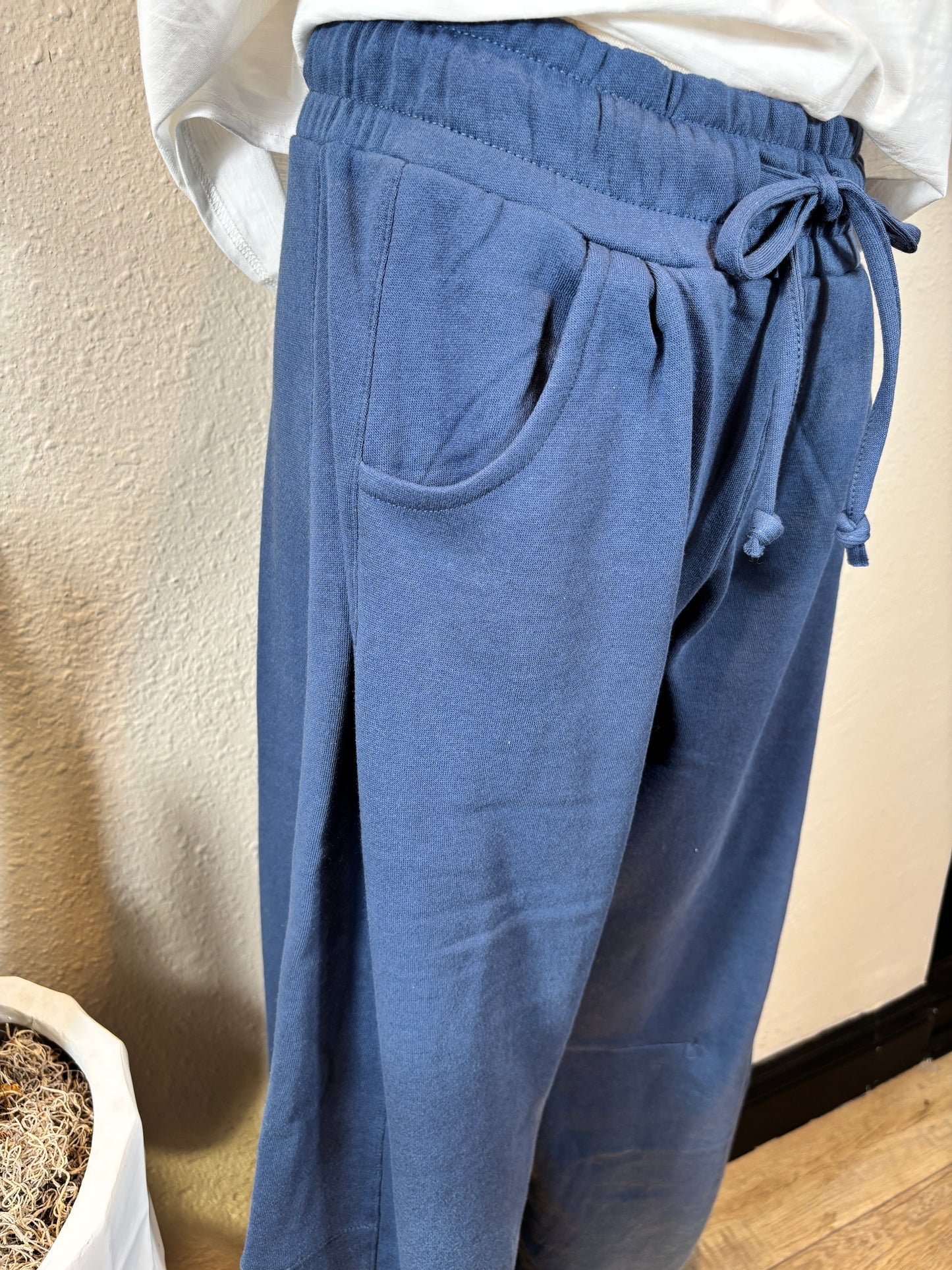 Fleece Baggy Barrel Leg Fit Mid Rise Sweatpants