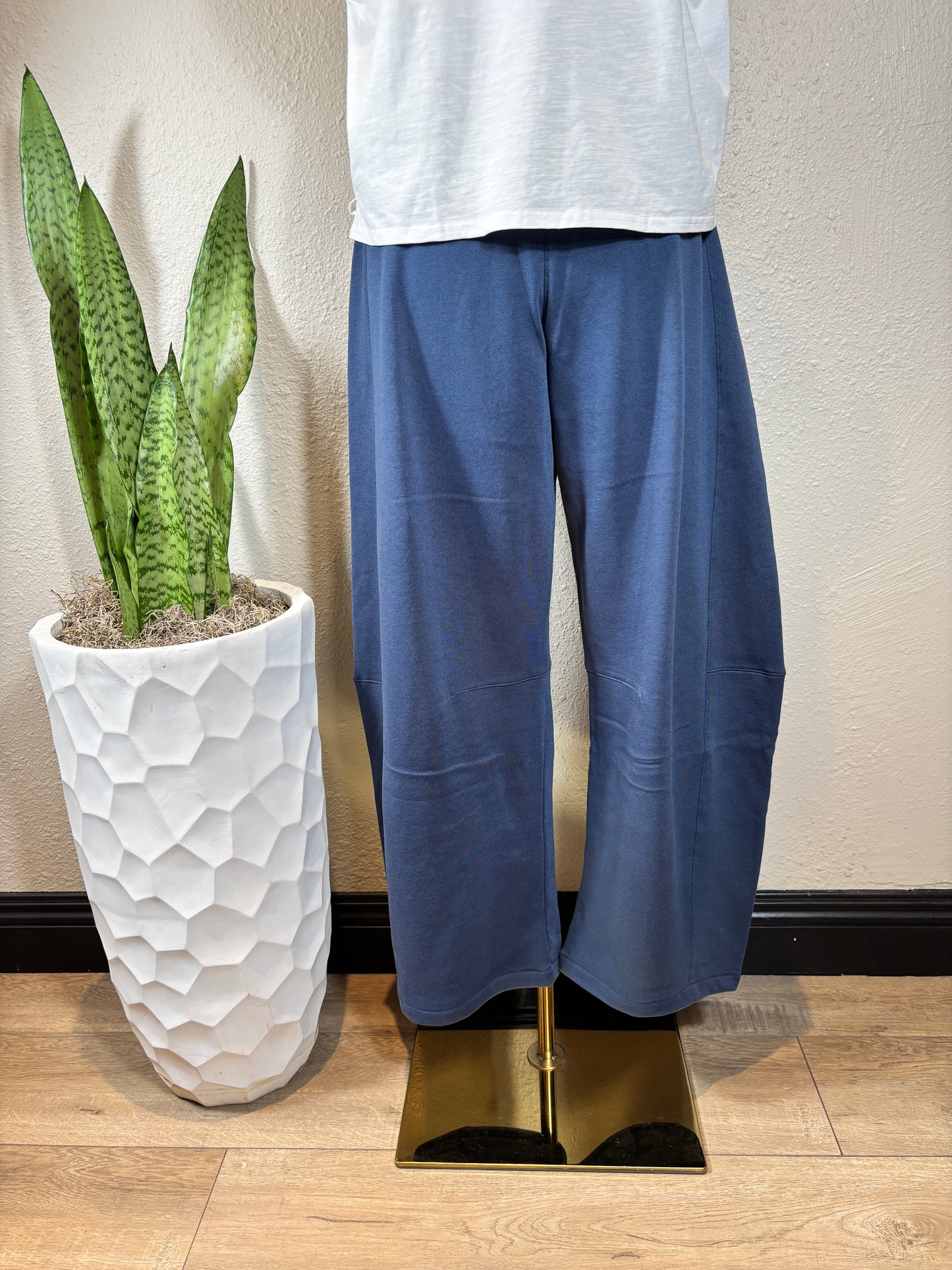 Fleece Baggy Barrel Leg Fit Mid Rise Sweatpants